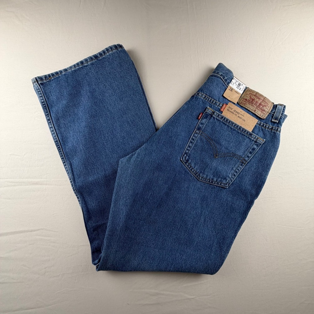 NEW Levi's 515‎ Jeans Relaxed Fit Bootcut Womens 16S Blue Denim Medium Wash 0178
